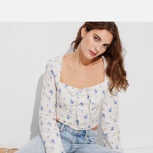 Wild Fable White and Blue Floral Long Sleeve Top
